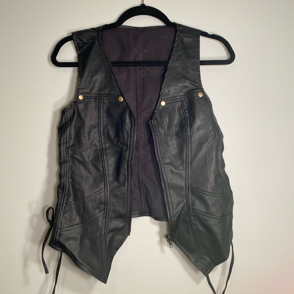 Cool motto vest